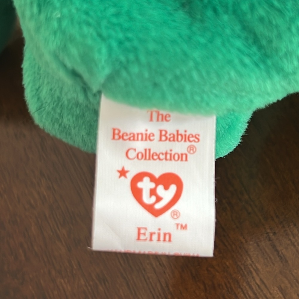 Erin - Picture 6 of 8